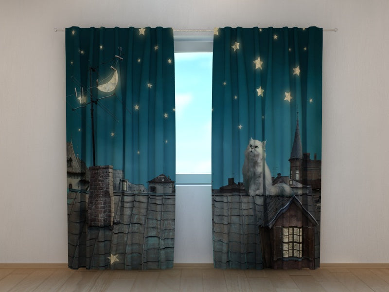 Fotogardine Katze auf dem Dach