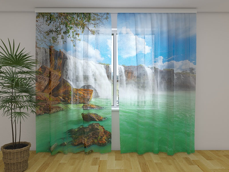 Fotogardine Wasserfall in Vietnam