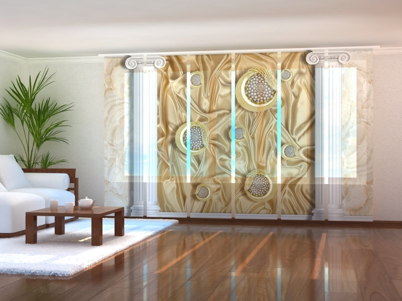 Schiebegardinen Griechische Säulen und Seidenhintergrund