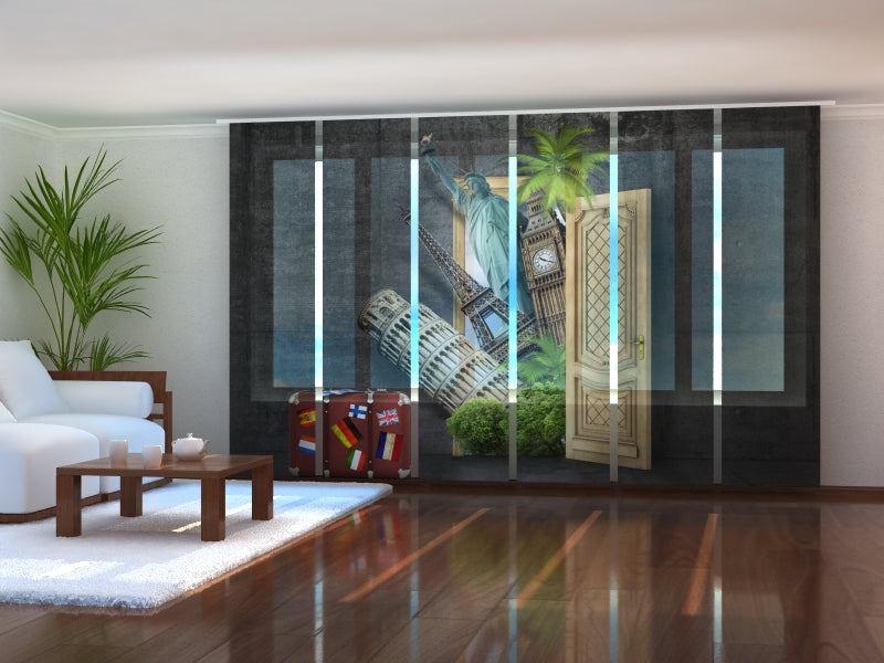 Schiebegardinen Die ganze Welt hinter der Tür