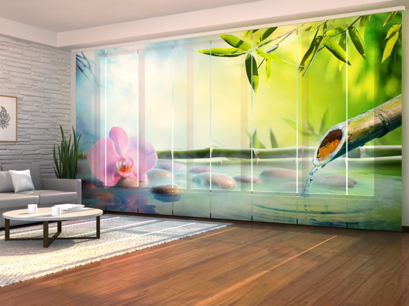 Schiebegardinen Orchidee im japanischen Brunnen